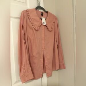 COPY - Women light pink ruffled collared blouse NWT